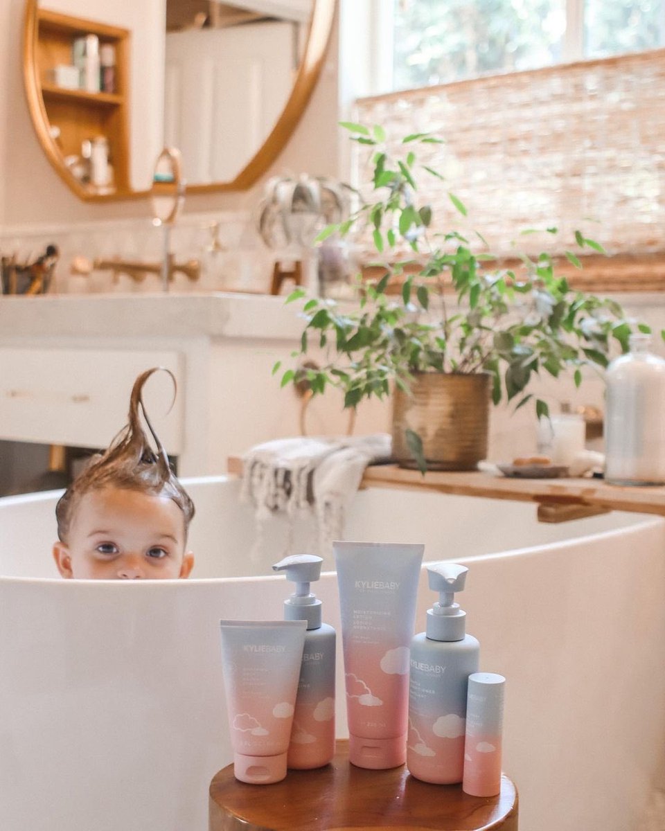 Khloé Kardashian Portal on Twitter "RT kyliebaby full kylie baby bath routine for gently