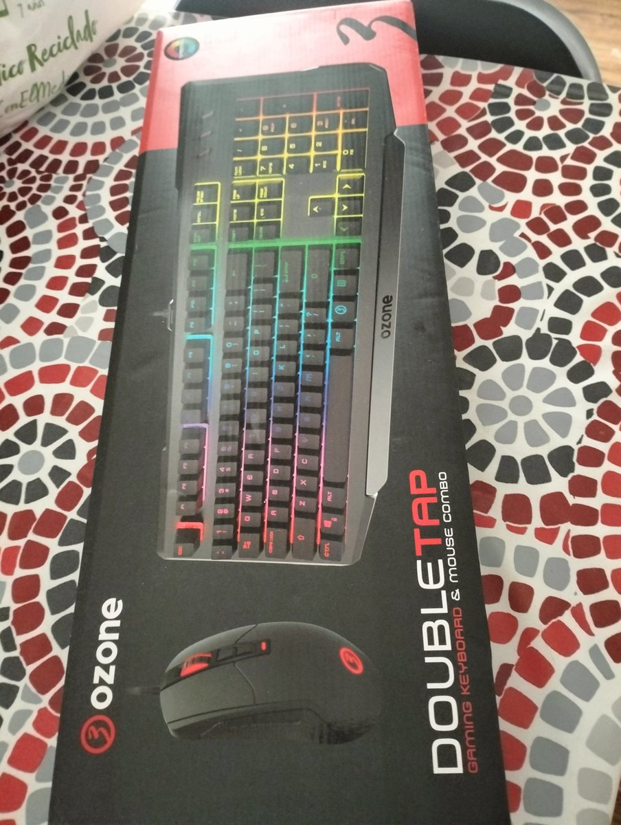 Recibidos mis premios de <a href="/JoinQuestie/">Questie.app</a> de mano de <a href="/OzoneGamingEs/">Ozone Gaming España</a> y <a href="/MalagaOpen/">💥 Málaga Open 2023 💥</a> ✌️ ¡¡gracias!!