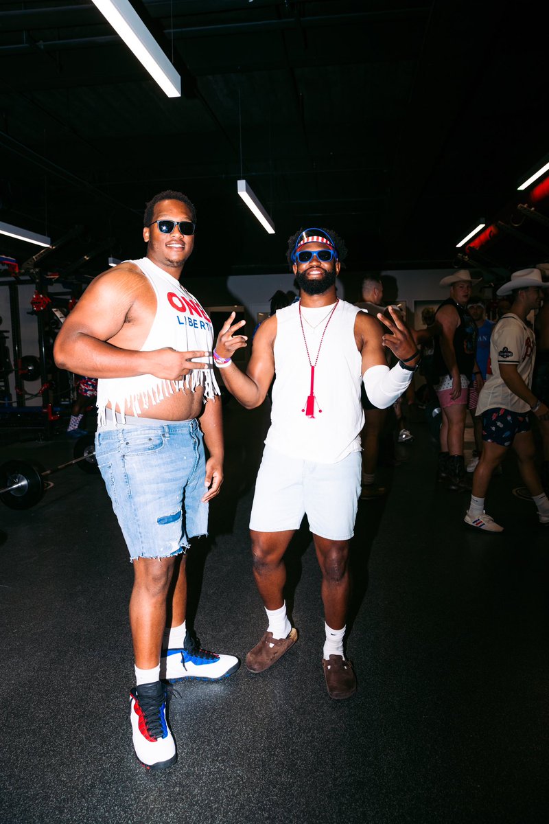 Johnathan Bennett tweet media