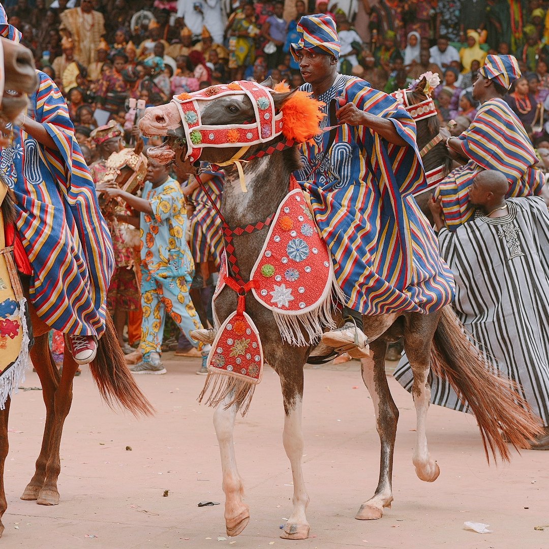 folastag's tweet photo. OJUDE OBA 2023
Kings, Regalia and Horses. https://t.co/bTq5C4548s