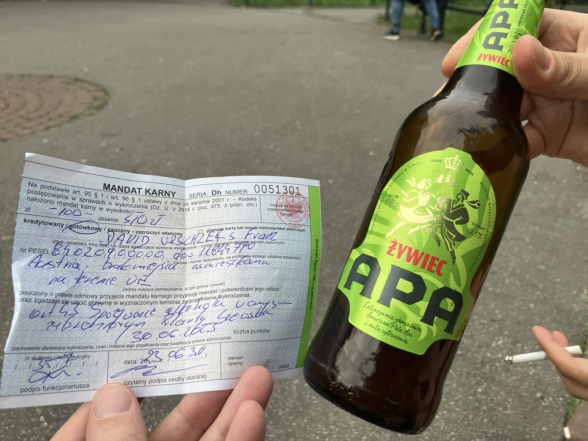 We’ve just learned that it’s prohibited to drink alcohol in public places in Krakow. The fine was 100 Zloty. Better save your money. #easp2023krk 
@easp2023krk