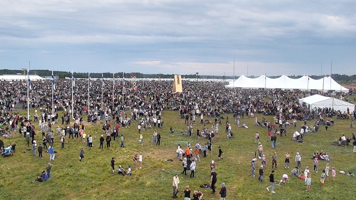 Suviseurat Kauhavalla, maanantaina paikan päälle JLS
kotimaa.fi/blogit/lestadi…
"Kirjan ehkä mieleenpainuvinta antia on Emil Antonin huikea lestadiolais-katolinen Lapin matka a.d. 2023."