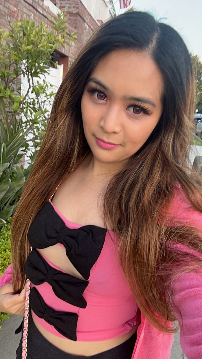 l0v3kara's tweet photo. 🎀🖤 https://t.co/55Ul62Lg82