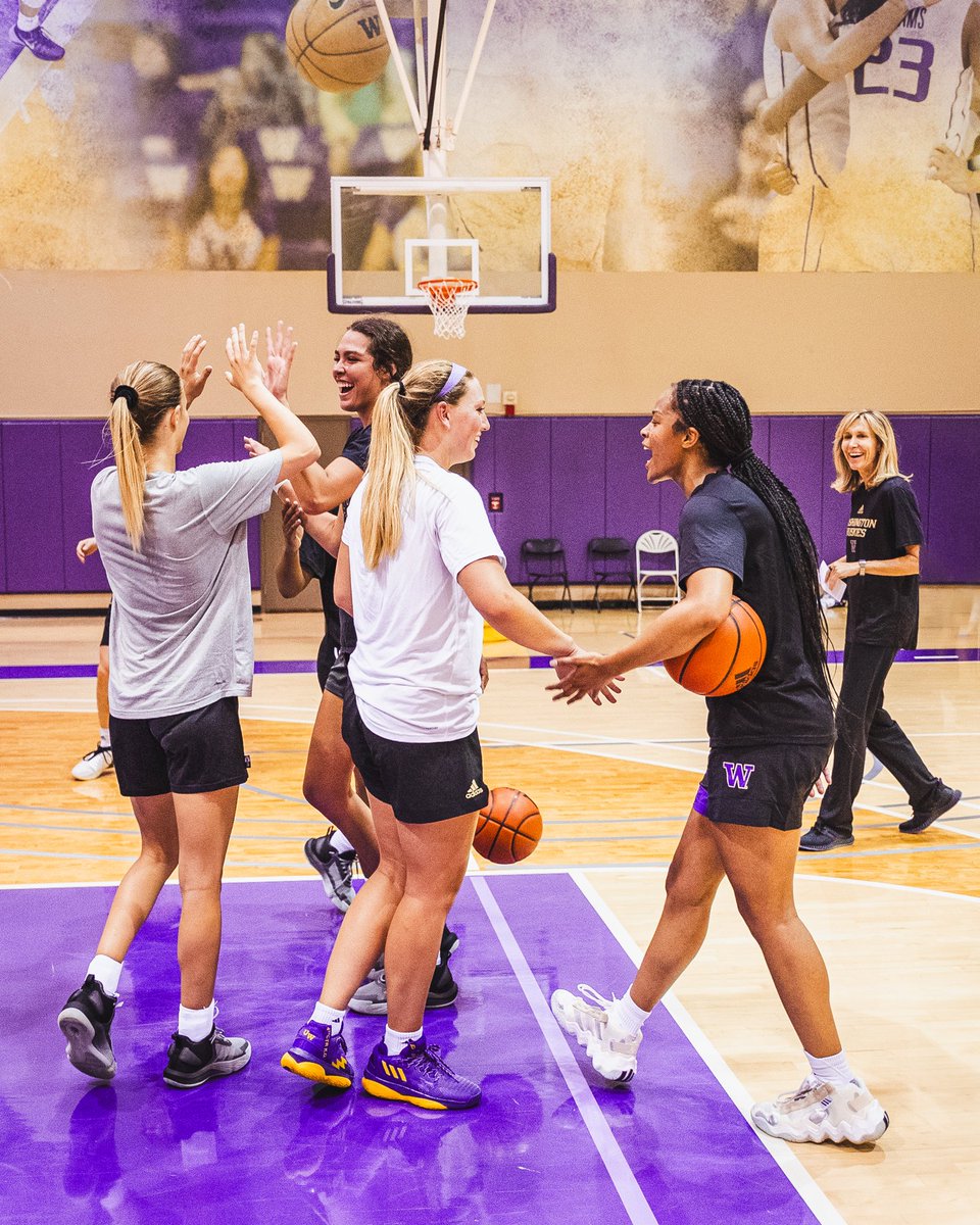 Washington Women’s Basketball tweet media