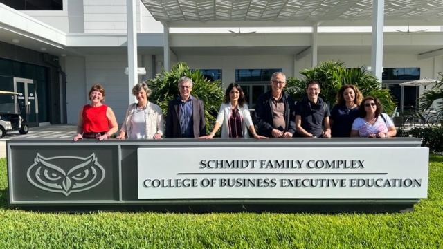 June 2023 Newsletter...

🇮🇹Transatlantic Faculty Exchange
🏆Siri Terjesen Heritage Foundation Award
💡New Value Creation Certificate
⛓️Supply Chain Discussion Panel
🚫Companies exiting Russia
🏘️Rent Increases Stabilizing
💸Average Renter Salary

Read on: mailchi.mp/45491104ac34/j…