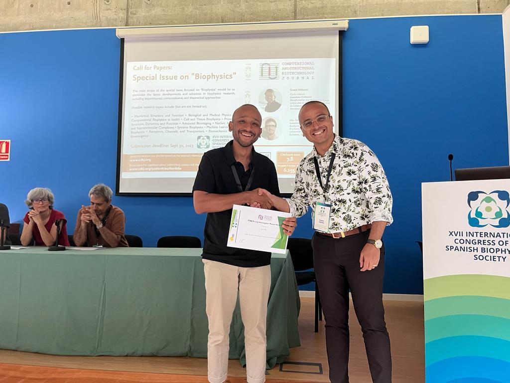 Giovanni Volpe (@volperesearch) on Twitter photo Congratulations to <a href="/Jesuspicas/">Jesús</a> for winning a #MAGIK poster prize at the Conference of the Spanish Biophysical Society <a href="/SBEsp/">Soc Biofísica España</a>! Congratulations to <a href="/Jesuspicas/">Jesús</a> for winning a #MAGIK poster prize at the Conference of the Spanish Biophysical Society <a href="/SBEsp/">Soc Biofísica España</a>!
