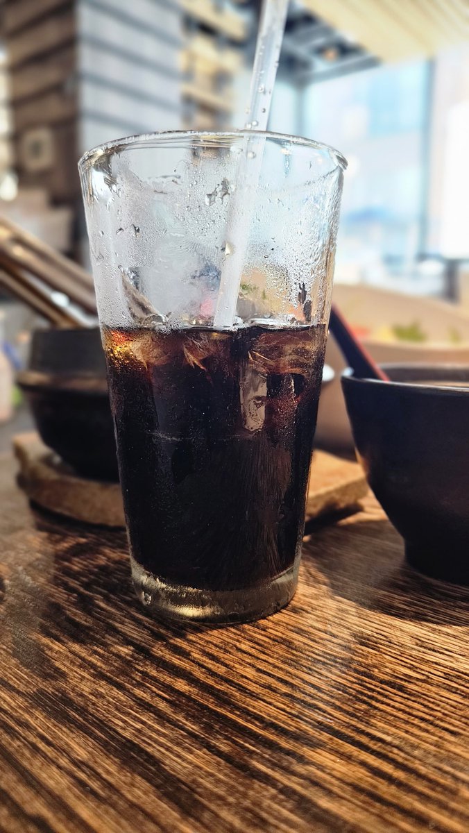 RendexVA's tweet photo. Photographers of twitter, how is my soda pic https://t.co/nD8lVq33qO
