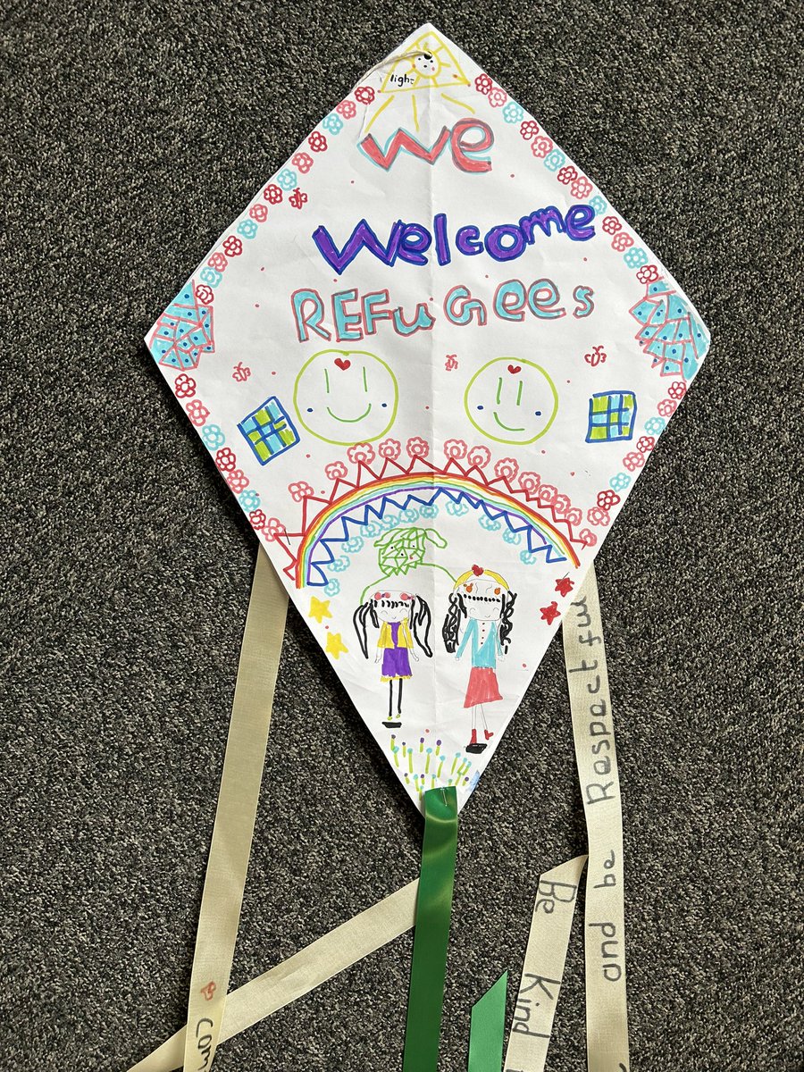 Fantastic #refugeeswelcome flags made by Year 4 <a href="/RobertShawHT/">Mrs Coker</a> <a href="/robertshawDHT/">Robert Shaw Primary School DHT</a>