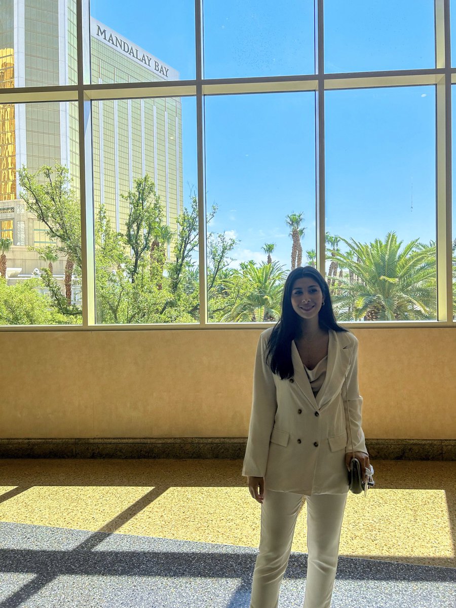 Marita Salame (@salamemarita) on Twitter photo Wrapped up an incredible experience at #ASMBS2023 ⭐️
Grateful for the opportunity to present our work and truly thankful to my amazing teammates and exceptional mentor Dr. <a href="/OMGhanemMD/">Omar M Ghanem</a>
<a href="/ASMBS/">ASMBS</a> <a href="/MayoClinic/">Mayo Clinic</a> Wrapped up an incredible experience at #ASMBS2023 ⭐️
Grateful for the opportunity to present our work and truly thankful to my amazing teammates and exceptional mentor Dr. <a href="/OMGhanemMD/">Omar M Ghanem</a>
<a href="/ASMBS/">ASMBS</a> <a href="/MayoClinic/">Mayo Clinic</a>