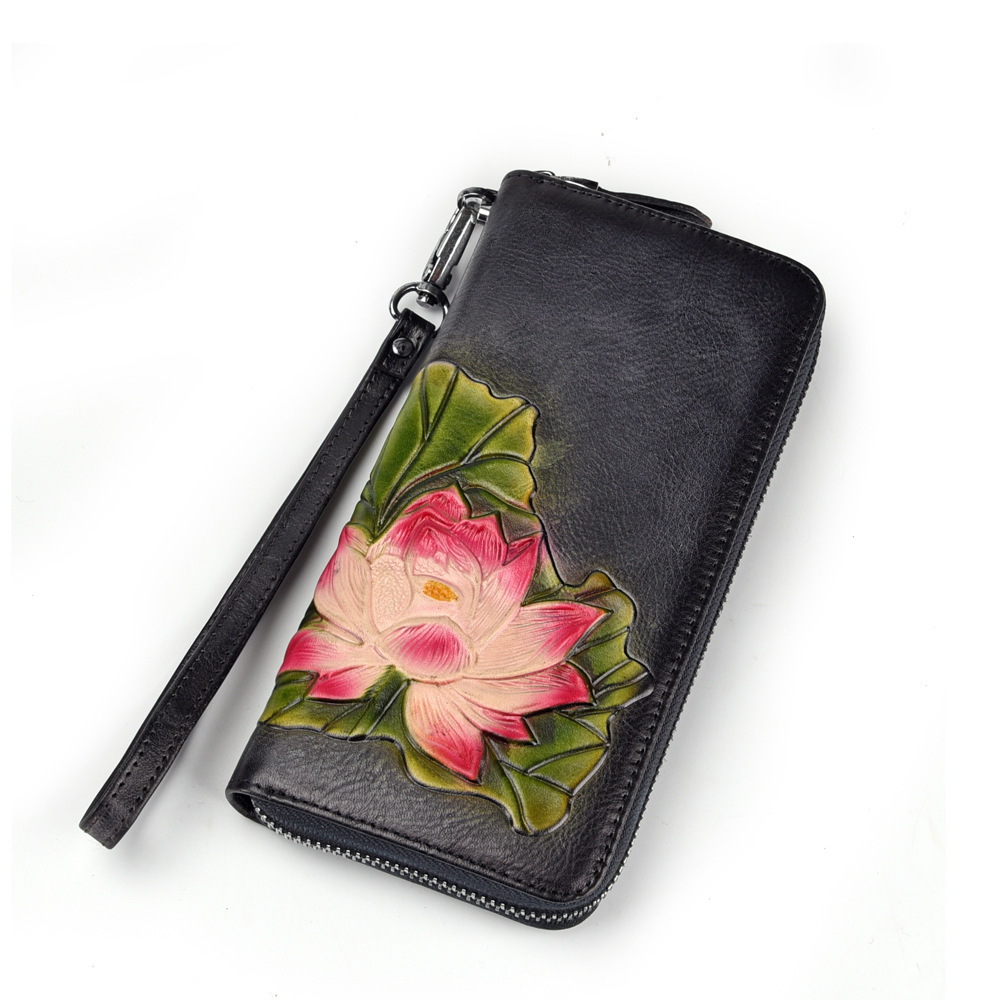 Retro Vintage Patterned Zipper Women's Leather Wallet
##fashionleather ##fashionwallet ##foldingwallet ##functionalwallet ##leatherretrowallet ##leatherwallet ##womengiftwallet ##womenretrowallet

trueshopping.net/product/retro-…