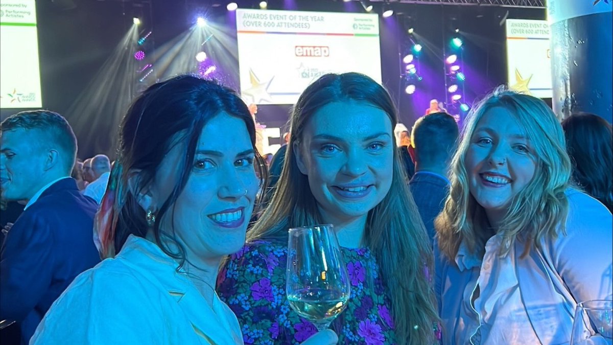 outsourcedchat's tweet photo. At the #ConfEventAwards - we're a finalist in the Best Event Agency category🤞#AwardsAwards #TeamOE #outsourcedevents #eventprofs https://t.co/zCzCLtWUk2