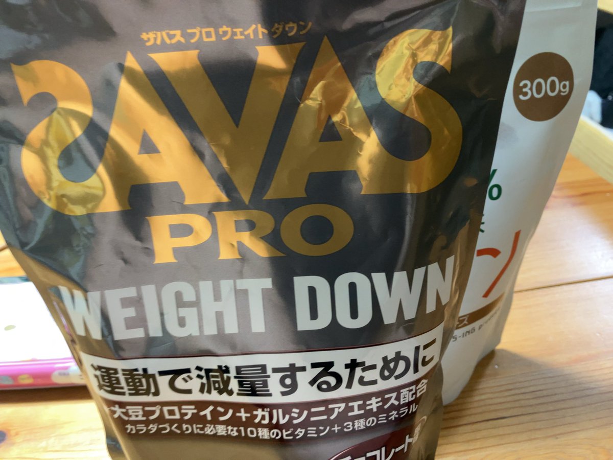 SSfuchi's tweet photo. プロテインは全てを解決する https://t.co/CiM16NmdqD