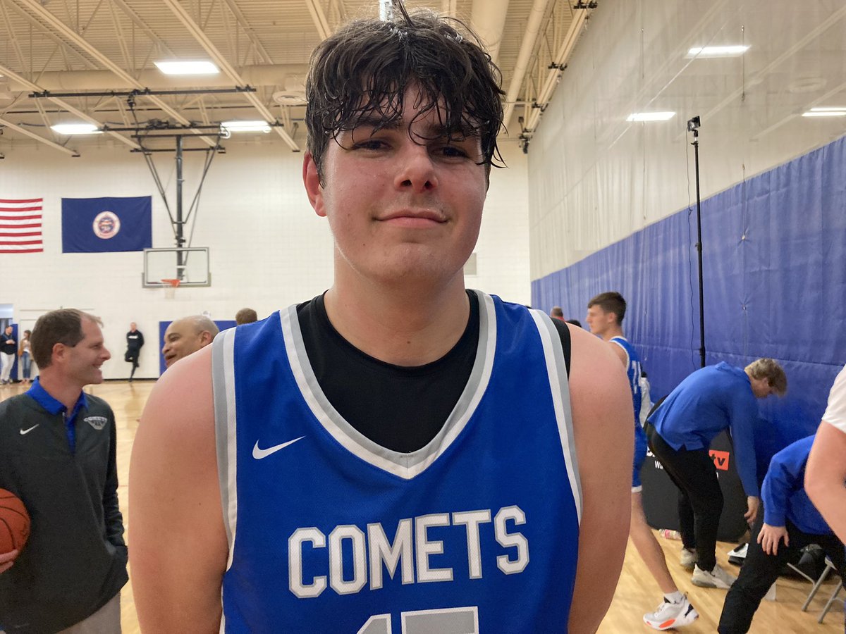 Comets Elite 63 Heat Jones 25 final

<a href="/MNCometsElite/">MN Comets</a>: Kyle Jorgensen 17pt/19rb/3ast (7-14fg), Hunter Lorenson 15pt/4ast (7-12fg), Kai Penney 9pt/6rb (4-6fg)

MH: Gannon McGuire 8pt/6rb (3-9fg), John Troolin 7pt (2-10fg), Kevin Armstrong 7pt (3-10fg)