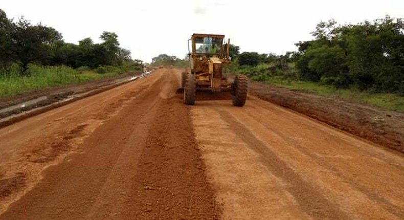 PulseGhana's tweet photo. Watch video: Assin North road construction abandoned after by-election https://t.co/TMr8tX30rV https://t.co/WYri1gE3Ik