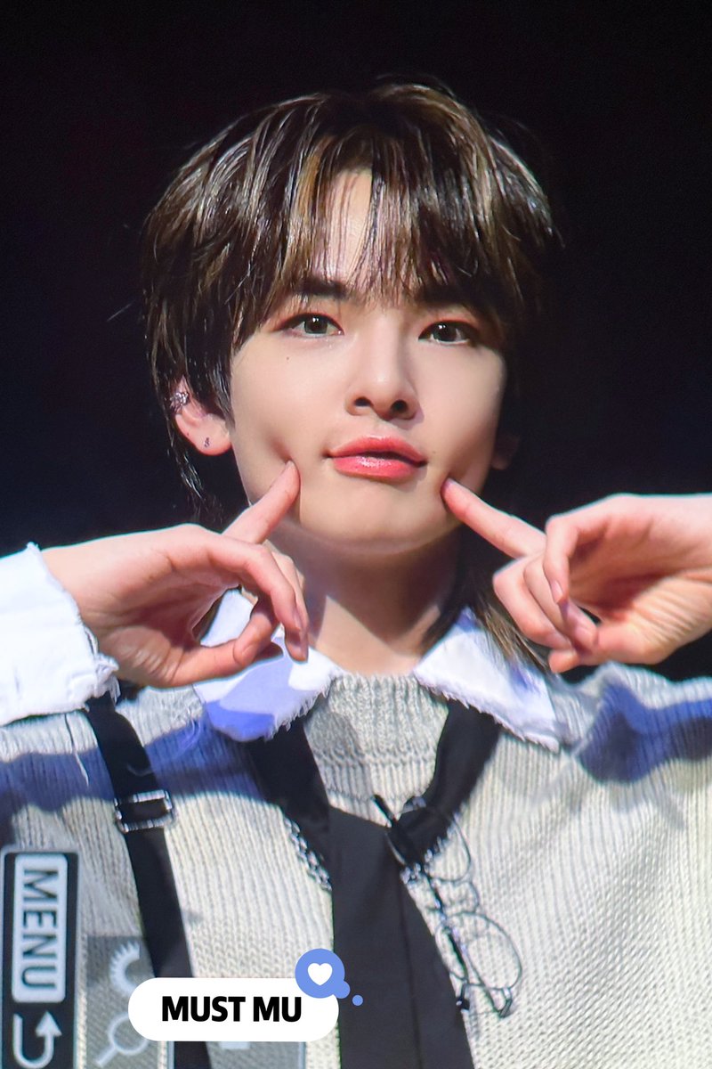 MustMu914's tweet photo. 230630 프룸
#이펙스 #뮤 #서경민 #EPEX #MU https://t.co/3tdlOTNbDa