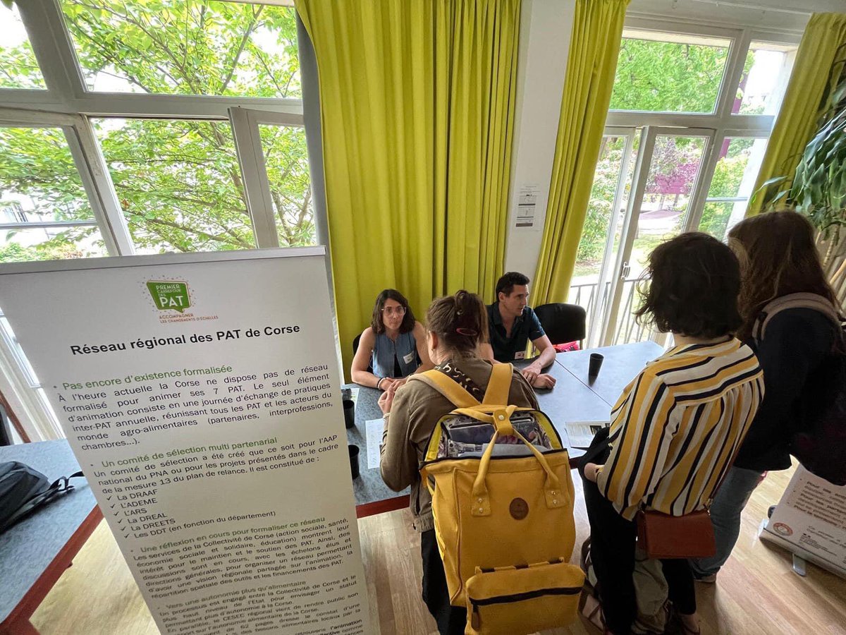 pays_ajaccien's tweet image. #agriculture #deveco 
🍏🍎Journée carrefour des Plans alimentaires territoriaux à Paris : le Plan alimentaire du Pays Ajaccien a été mis à l’honneur pour l’ensemble des actions menées par la CAPA et plus particulièrement ses Espaces-Test Agricoles.