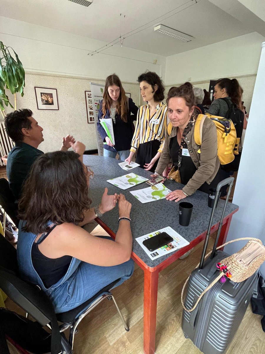 pays_ajaccien's tweet image. #agriculture #deveco 
🍏🍎Journée carrefour des Plans alimentaires territoriaux à Paris : le Plan alimentaire du Pays Ajaccien a été mis à l’honneur pour l’ensemble des actions menées par la CAPA et plus particulièrement ses Espaces-Test Agricoles.