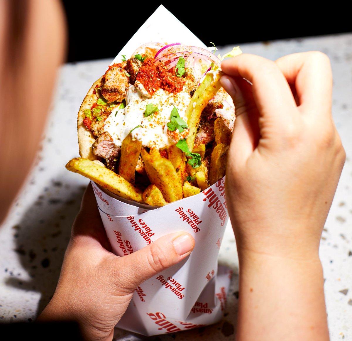 🙌<a href="/smashing_plates/">Smashing Plates</a>. 1 of 5 founding members of
<a href="/Deliveroo/">Deliveroo</a>'s new #LGBTQ+ restaurant network and stars of their promo for the brilliant “I’m a friend of Dorothy” initiative #PrideMonth2023 instagram.com/reel/CtOk7nXIu…
