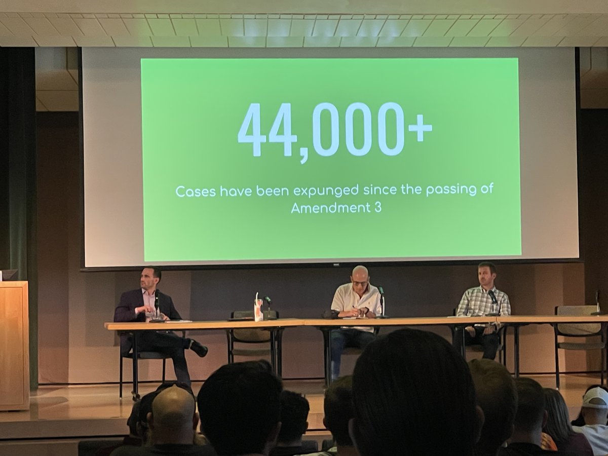 Cure8Tech's tweet photo. Another great show in KC last night as part of the Missouri #cannabis Microbusiness Info Tour, including an appearance by State Senator Barbara Washington. Thanks to everyone that came, and to @mocanntrade, @WeAreJaine, &amp; others for organizing it!

#cannabisindustry #mocann https://t.co/KunnTnVIbr