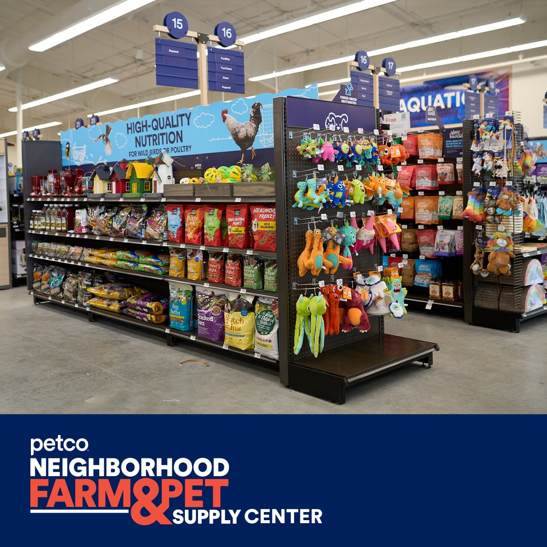 BOB_FM_WNOB's tweet image. Bring the family by on 7/8 from 11a-1p to celebrate our grand opening activities for both you and your pet in Elizabeth City.