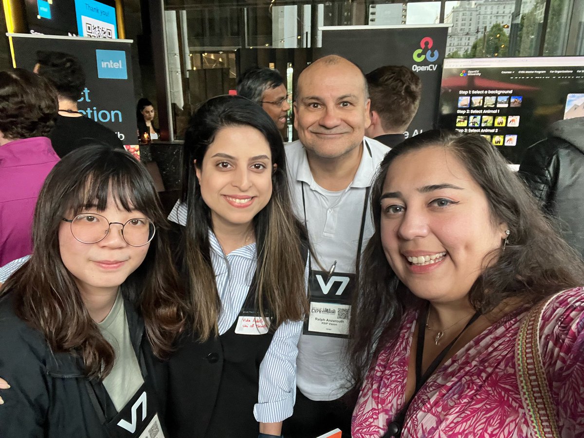 Vida_adl's tweet photo. Attending #CVPR2023 was incredible! I had the chance to meet many amazing people in the field and learn from a diverse lineup of outstanding speakers. It's exciting to be part of such a dynamic community. Grateful for the opportunity and looking forward to what lies ahead! https://t.co/gdBwNrhRaV