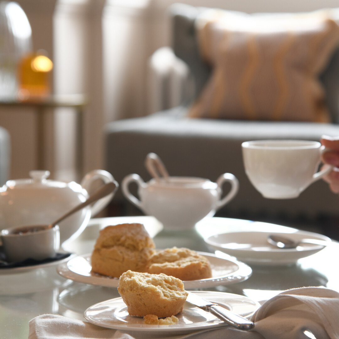 pobhotels's tweet photo. Today is #NationalCreamTeaDay - a warm, pillowy scone topped with lashings of jam and cream is just the ticket on a summer afternoon. The only question is, jam first or cream first?

📸 from @Thurlestone1896 @TheNareHotel and @royalcrescent https://t.co/ETgvnPjHHJ