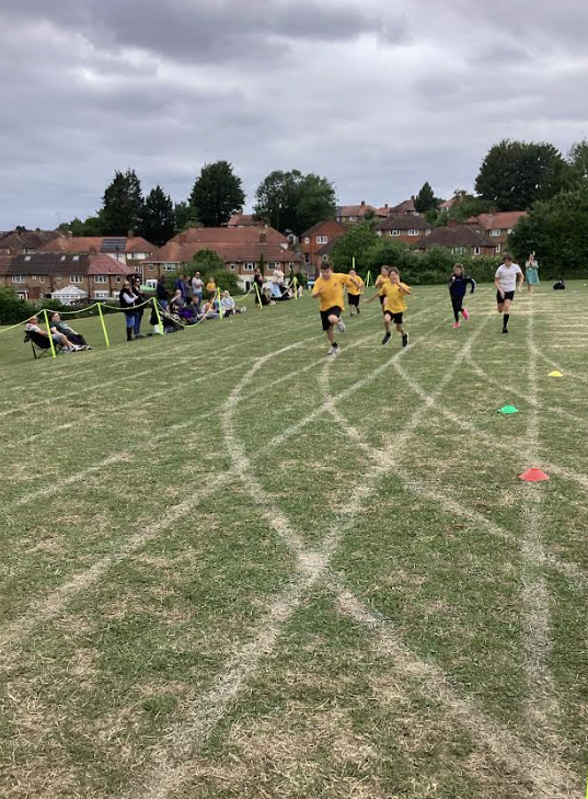 OakEPS's tweet photo. It was a special day today! The EEC got to enjoy sports day with parents as well as say goodbye to some of our year 6 pupils as they transition early to secondary school. We are all proud of how far you have come and wish you all the best! @IPAT_Edu @EEC_Elaine @PrimaryElaine https://t.co/eByoI6CXJI