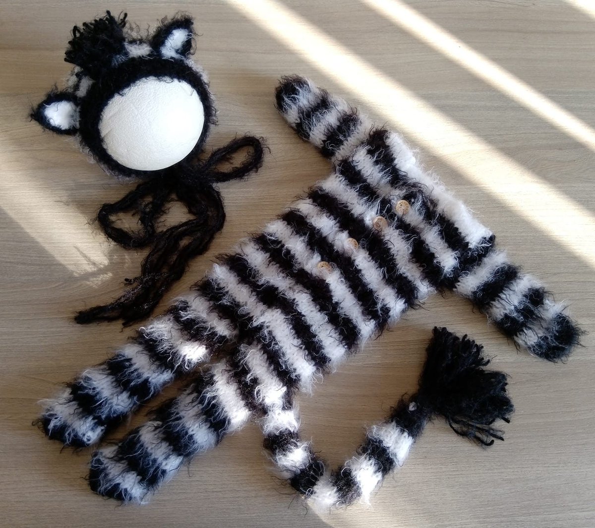 WoolandiaC's tweet photo. Newborn zebra outfit #zebrasuit #zebracostume #newbornzebracostume #babyzebra #zebraoutfit #zebrabonnet #zebrahat #infanthalloween #babyhalloween #zebrababy #halloweencostume #halloweencostumeboy #Africanzebra #zebraoutfit #zebrahalloweencostume #zebraoverall #zebra https://t.co/C7PkqwvZm5