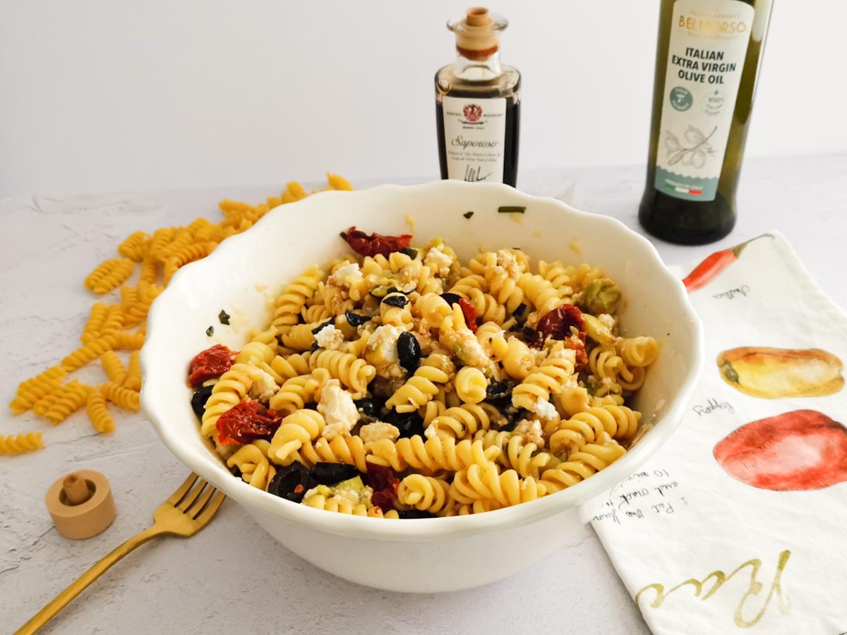 tastewithgusto's tweet image. Craving for refreshing pasta salad! 🌞🍝🥒 Whip up our zucchini, ricotta, and basil pasta for a delightful alfresco dining experience. Perfect for weeknight dinners or a summer BBQ. Get ready to indulge in every delicious bite! 🌿❤️

👉zurl.co/nMq2  😄

#SummerPasta