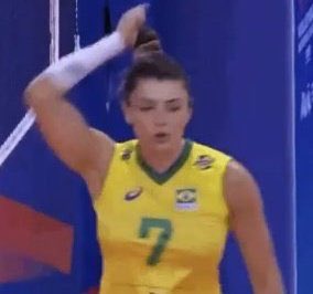 errvenus's tweet photo. Falta essa energia de ódio pro Brasil ganhar da Turquia. #VoleiNoSportTV https://t.co/517llOIAO9