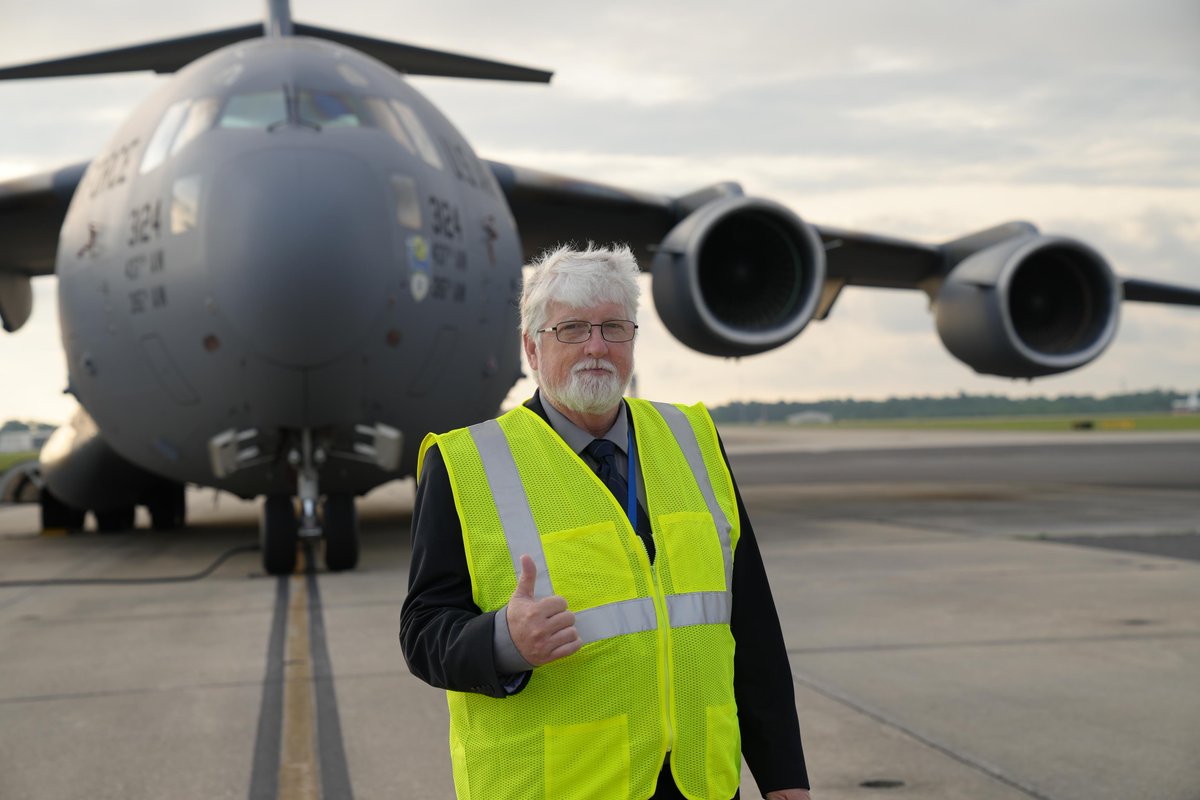 weareboeingsc's tweet photo. This month marks the anniversary of the C-17 Globemaster III delivery to its first customer - the U.S. Air Force.

As the C-17 reaches this milestone, BSC teammate Walter Allen reflects on his three decades of work on the aircraft:

https://t.co/8siPxCqiMe https://t.co/L1M0UCVo6D