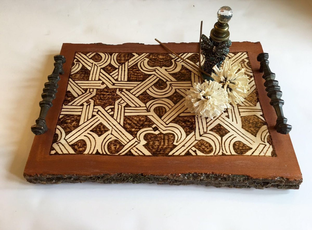 TheArabesque's tweet photo. #WoodenTrays #MedievalIslamicArt Decorative tray; artisan tray; vanity tray; wooden tray; geometric arabesque design; Islamic art; Andalusian art; Medieval art; Spain
https://t.co/EvDoYgUi7s https://t.co/ORXB0i7UXb