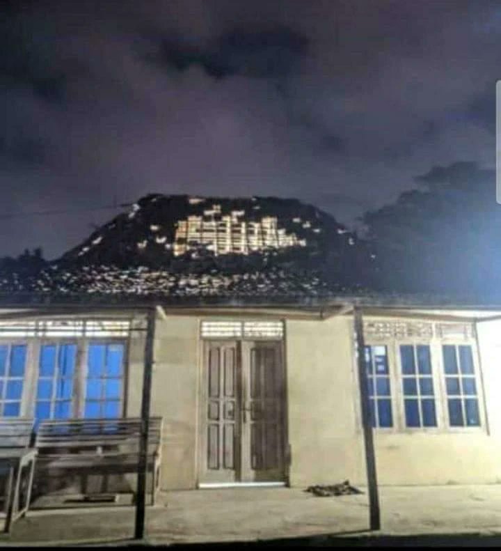 merapi_uncover's tweet photo. Dampak gempa barusan min.. 
dusun srepeng,dusun dengok,dusun kuwon tengah,Lor pacarejo semanu gunung kidul
Semoga mandli..🙏🏻

Source: awpwardanaa https://t.co/neq4v4dvmd