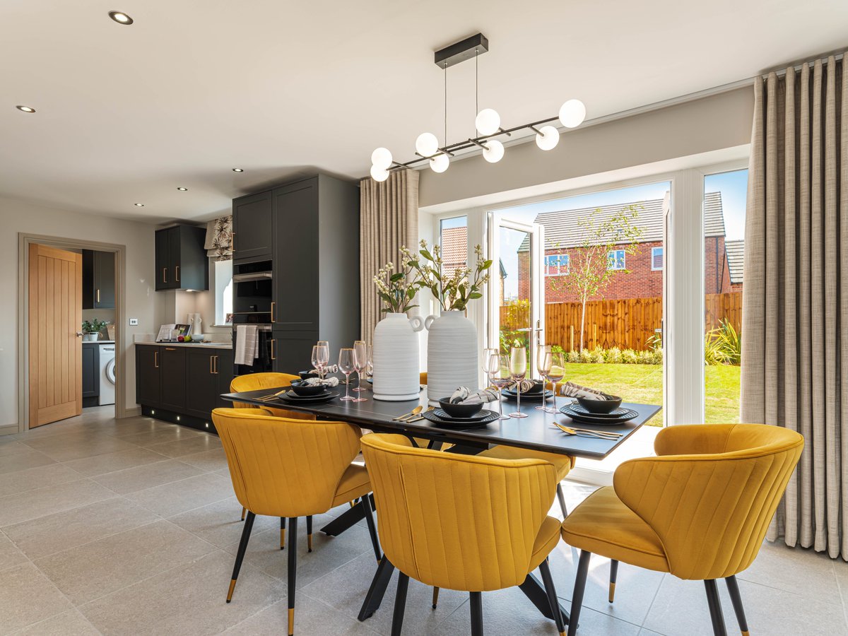 duchyhomes's tweet image. Now open in Elwick - our stunning 4-bedroom show homes! Visit us to explore inside the beautiful Ripley and Farnley.
Book a viewing now - both show homes are open at Elwick Park every Thursday to Monday between 10am and 5pm.
duchyhomes.co.uk/developments/n…
#Elwick #ShowHome #NewHome