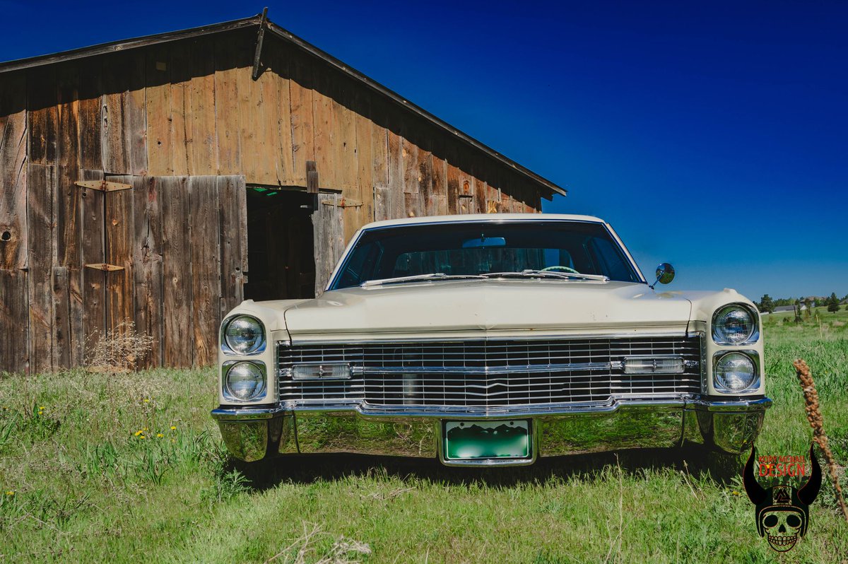 korymcnail's tweet photo. Giant caddy front end for #frontendfriday
https://t.co/vzxTt88OCS
#mcnailphotography #denver #colorado #colorado_creative #coloradolife #milehighcity #pentax #k3iii #Friday #FridayNight #fridayfeeling #fridays #fridaymood #FridayVibes #fridayfun #frontend #caddy #cadillac #barn https://t.co/zyexq8o08o