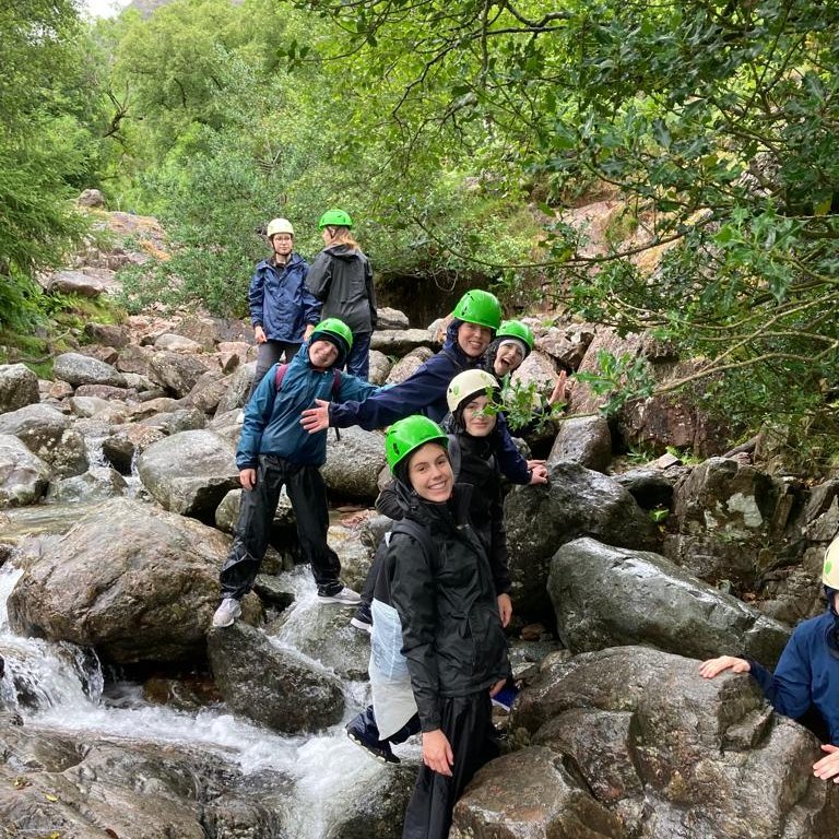 Francis Holland tweet media