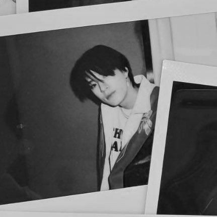 ciuman

; Jeno few tweet au
by chizelilac