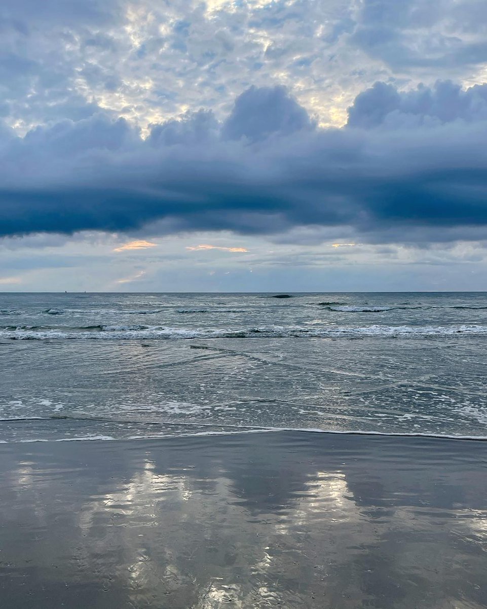 Life's too short to not enjoy the beach 💙 

📷 keepnsbclean/IG
#LoveNSB #LoveFL #FloridaBeaches