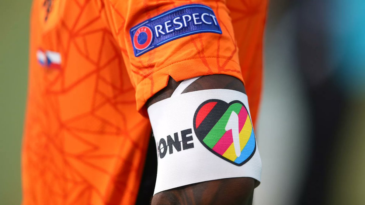 kickoffscore's tweet photo. FIFA Bans One Love Armband from Women's World Cup: Introduces Its Own Version https://t.co/BHnCuEMqpG https://t.co/yZiN5ftF7W
