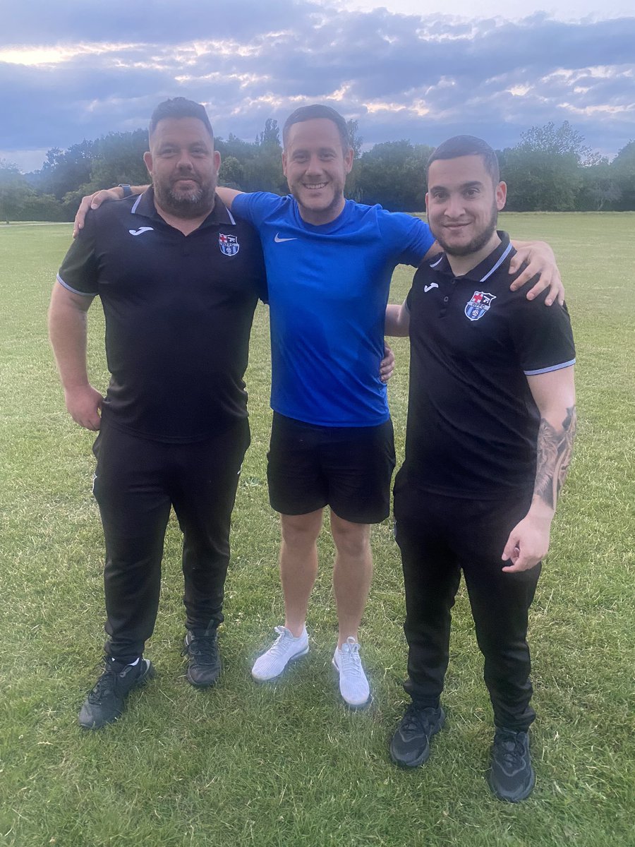 WellingParkFC's tweet image. 🗣️✍🏼: We are pleased to announce we have retained Bradley Ashby for the season coming! @AshbyBradley 

Bradley won players player last season and was solid at the back for us. Look forward to having you for another season Brad! 

@KCFL1516 #UTP 💙