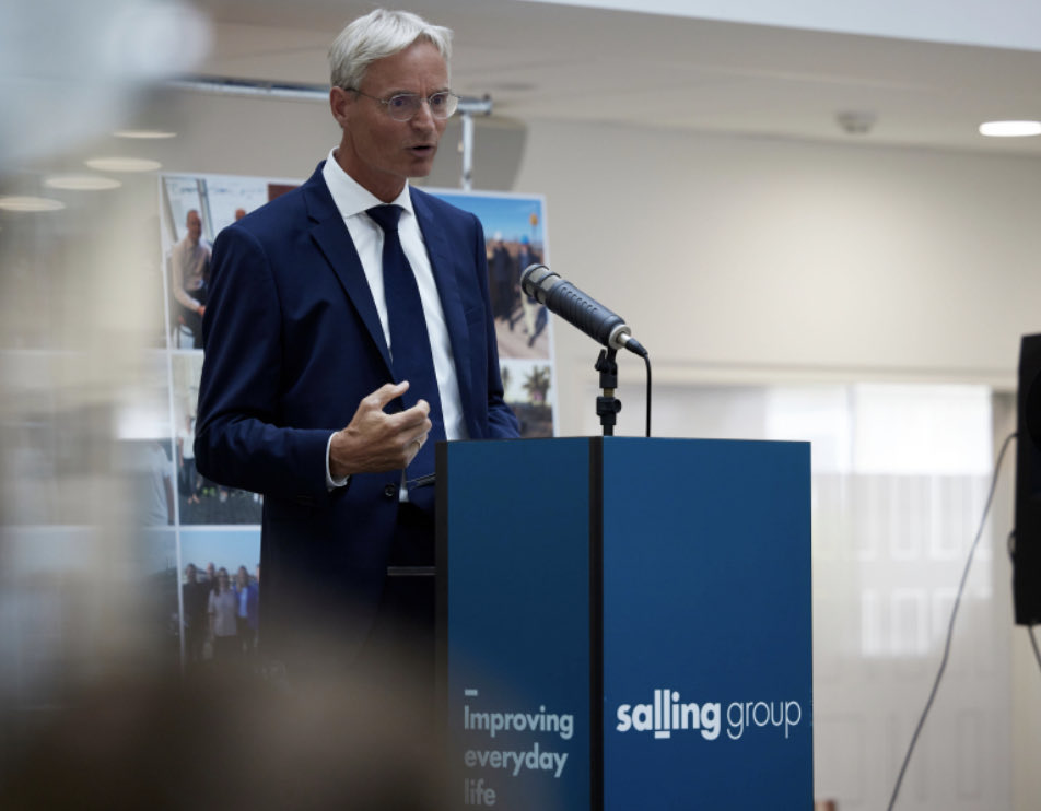 For få timer siden gik jeg ud af Salling’s hovedindgang for sidste indgang og efterlader trygt stafetten til ⁦<a href="/anders_hagh/">Anders Hagh</a>⁩. 8/8 flyver jeg til Toronto og starter et nyt kapitel 🇨🇦