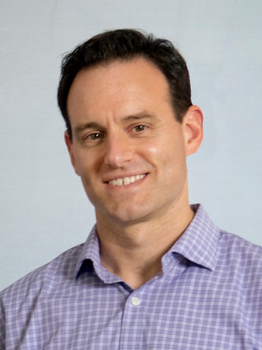 Congratulations Michael Verzi, professor of genetics in SAS, appointed as Duncan and Nancy MacMillan Endowed Chair in Cancer Genomics by <a href="/RutgersU/">Rutgers University</a> Board of Governors. Full write-up here: go.rutgers.edu/iuway6ia