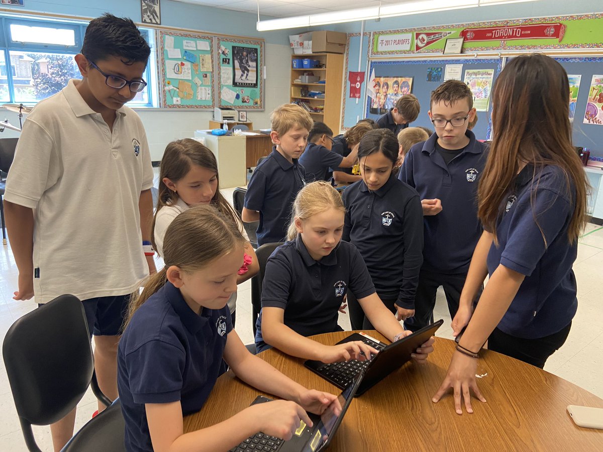 CarrabettaMiss's tweet photo. Check out all this fun tech! Thanks @MrsDLourenco @OLPhcdsb https://t.co/ijmpbDh96M