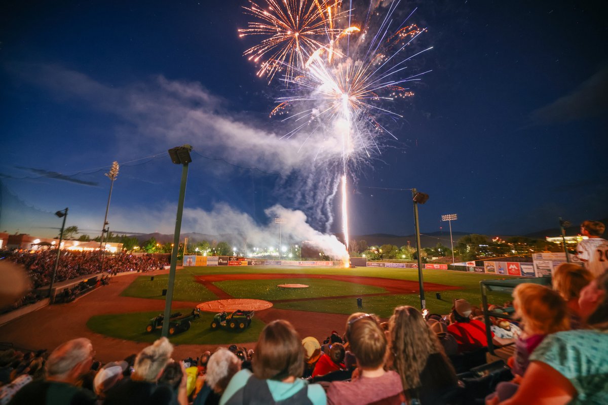 glaciermt's tweet photo. With the Fourth of July weekend almost upon us, let’s all remember to put an extra focus on #RecreatingResponsibly. That includes using fireworks safely, knowing community-specific fireworks regulations and picking up any debris that’s left over. https://t.co/CiBKUGmsAY