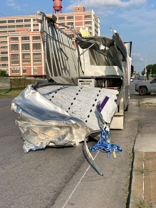 kcpolice's tweet photo. The Independence Avenue Bridge does not take holidays off!

No injuries, this morning. https://t.co/2e4r6ymzGl