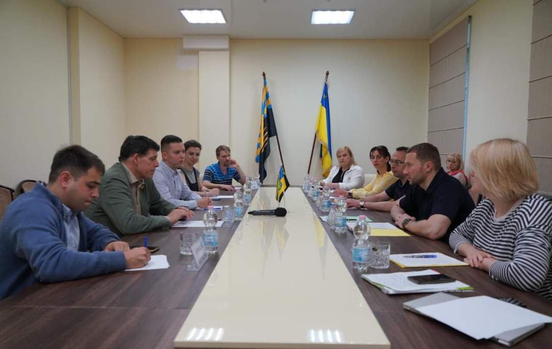 Зустрівся з давнім другом України – генеральним директором американської громадської організації «Український фокус» (<a href="/UkraineFocus/">Ukraine Focus</a>) Броком Бірманом. 
Обговорили поглиблення співпраці між Донеччиною та США.
