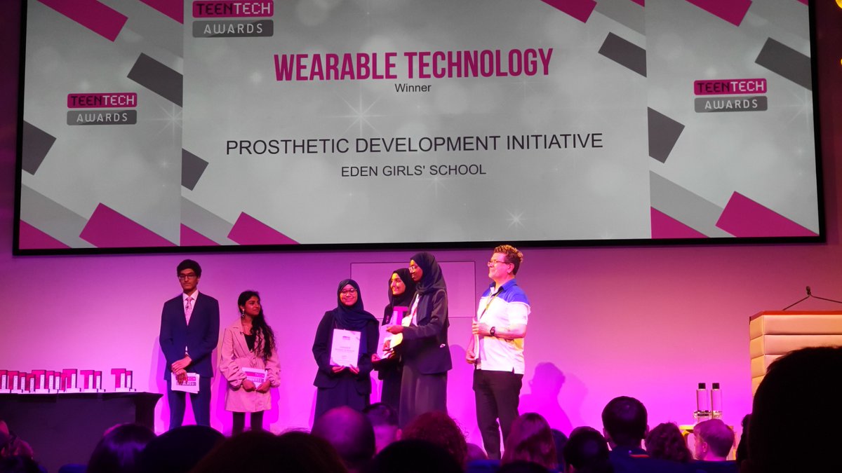 Announcing the finalist is our lead judge from JAE Europe, who was impressed by the presentations. There's a special mention for Smart Swimming by Ian from @highgate1565. Our winning team is Prosthetic Development Initiative by @edengirlscov.