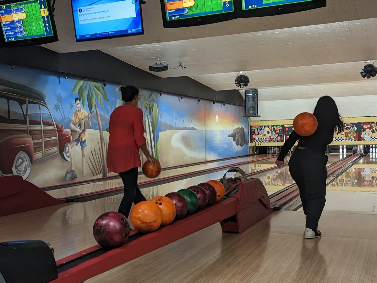 chn_encompass's tweet photo. Earlier this month, our growing ENCOMPASS and CanTreatCOVID teams met in-person for the first time. We found out there are some rockstar bowlers amongst us! 🎳✨ https://t.co/Qlu5j2Fs5E