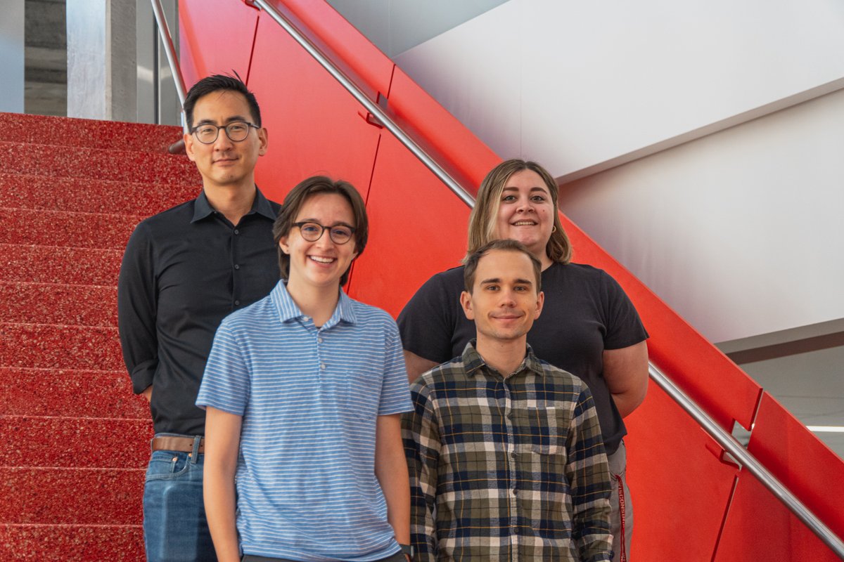 Happy pride from the Yoon Lab! 🏳️‍🌈 🏳️‍⚧️