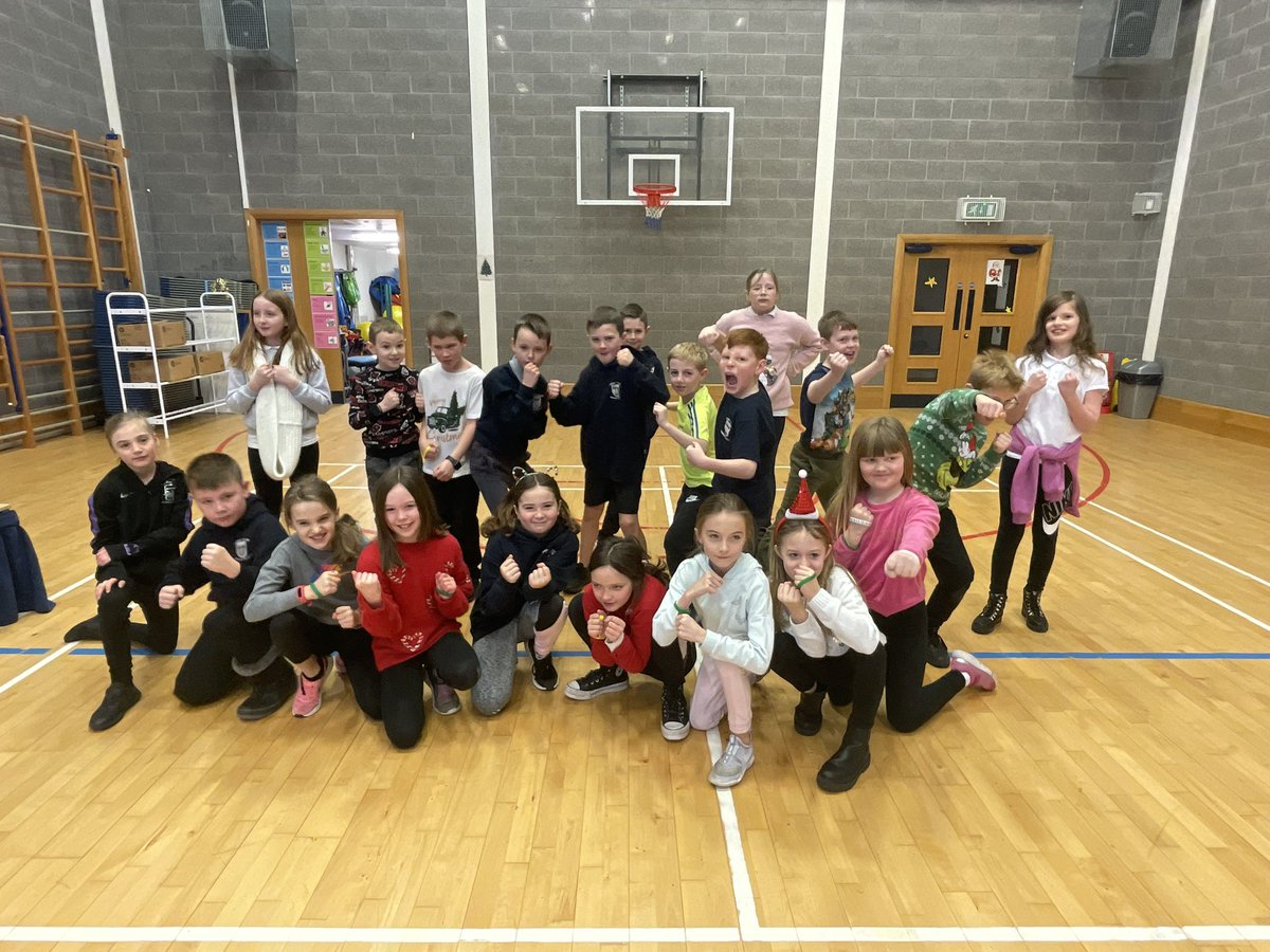 Well P5H, what a year we have had. You have made this year so special for me and I will never forget the fun times we have had together. I wish you all the best of luck for your future and I know I will see you all soon!🌟🌟🌟 #LVPSfamily